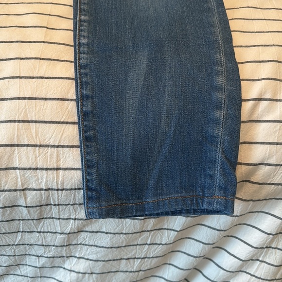 Blue High Rise Jeans - Picture 4 of 4